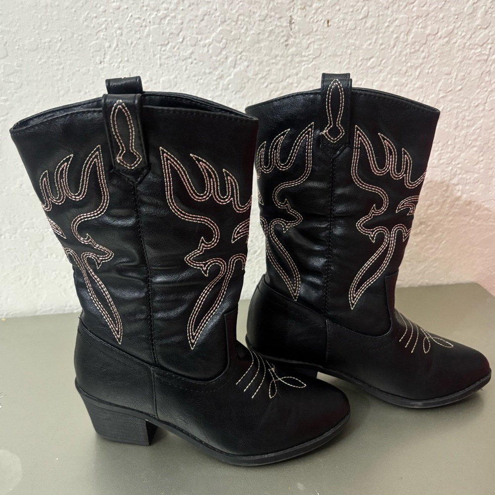 Link Black Embroidered Heeled Boots